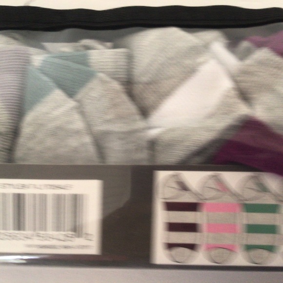 FIRT LOVE PACK OF 7 PAIRS OF LOW CUT SOCKS NWT - Picture 8 of 11
